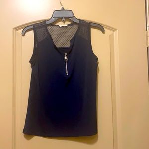 Cache cache navy blue t-shirt not sleeves size XS